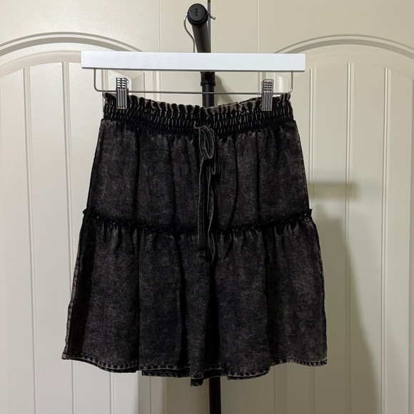 Zenana Skirt - Picture 1 of 3